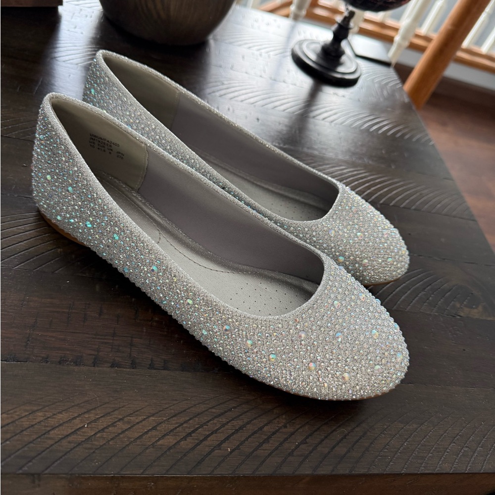 SHEIN Silver Sparkle Flats Size 10